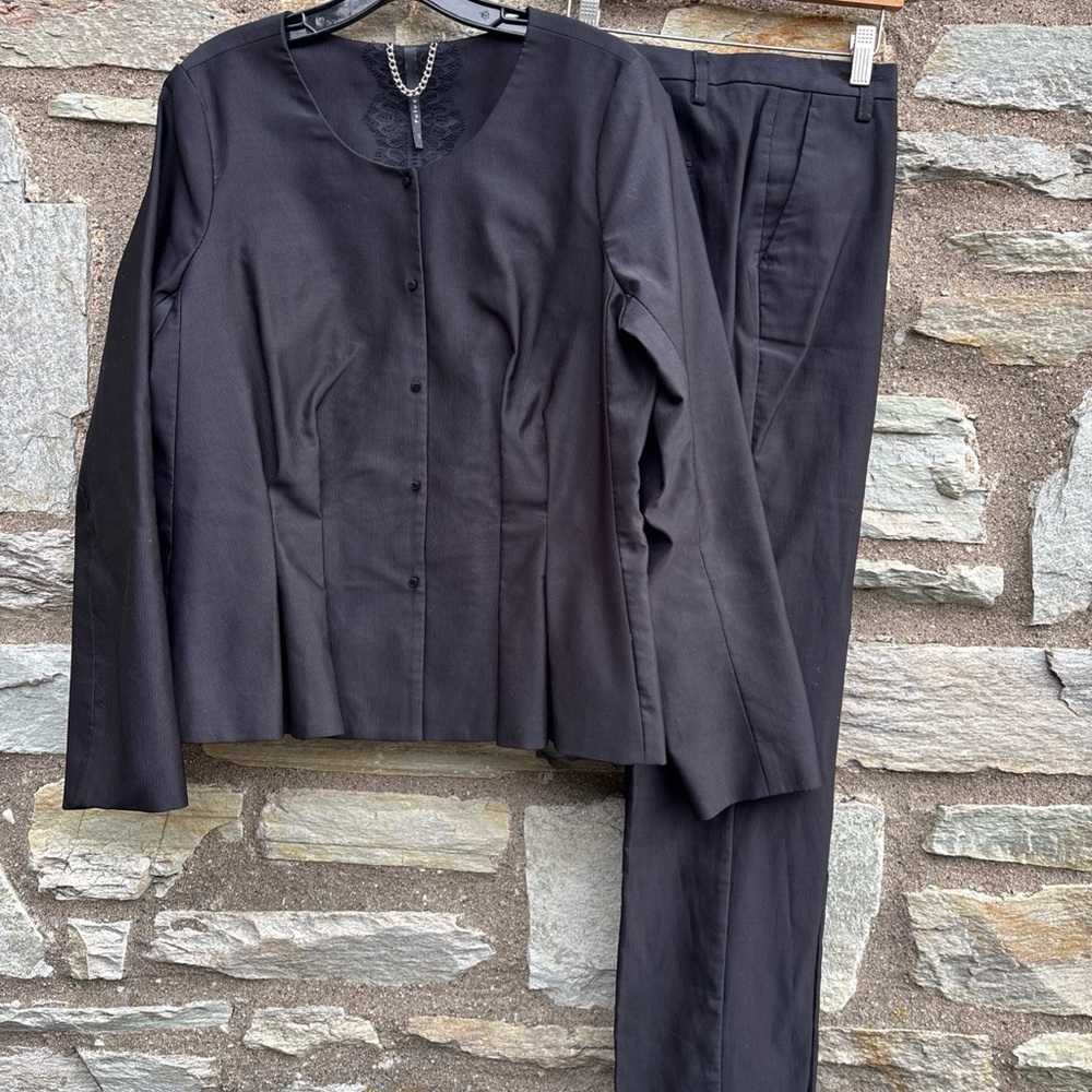 Poleci Pleated Women's Jacket Pants Suit Set
